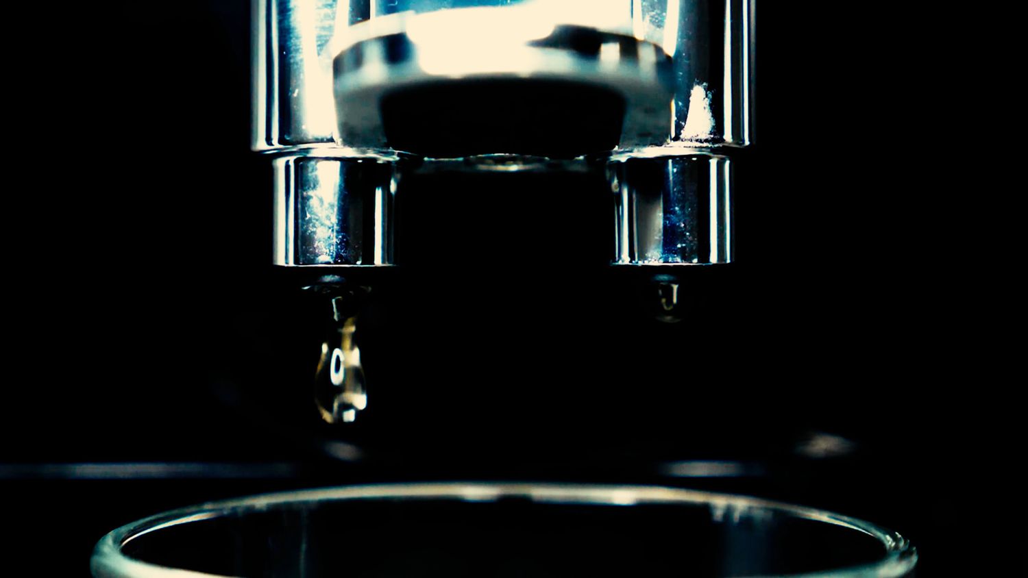 Extraction Videos Coffee Extraction Videos, Download The BEST Free 4k Stock Video Footage ...