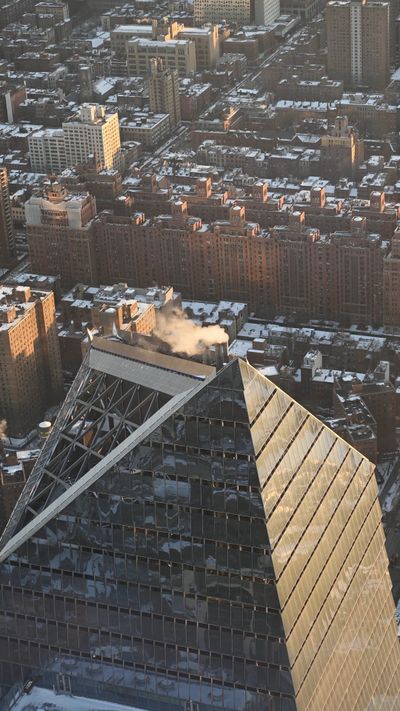 Laura Tancredi's architecture modern video