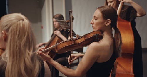 Women Performing in the Church using Bowed String Instruments