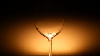 陶罐倒酒视频素材高清视频高清视频视频素材视频素材