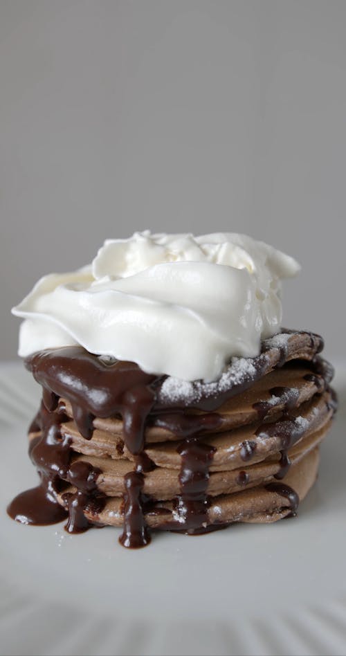 Pancakes with Marshmallows and Cream