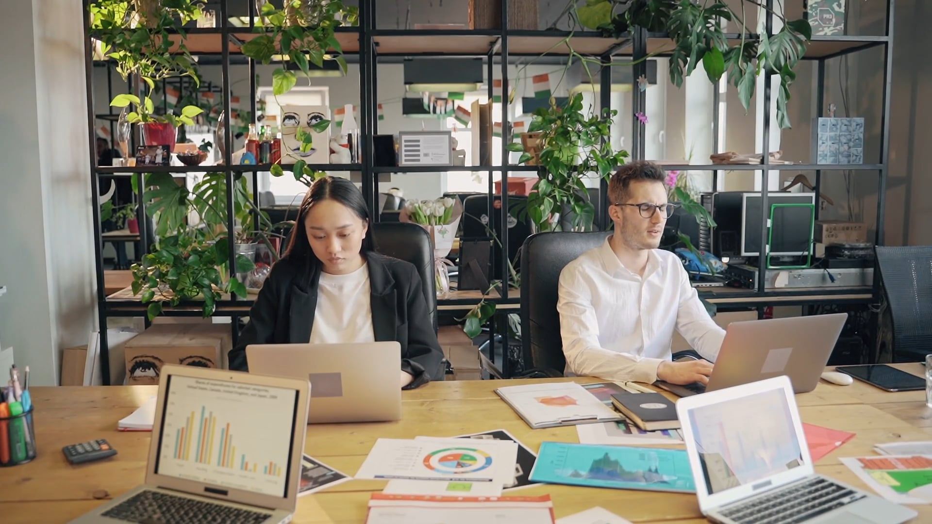 Video by AI25.Studio  Studio