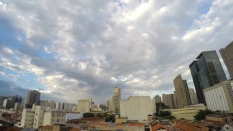 城市风景早上天空高清视频高清视频视频素材