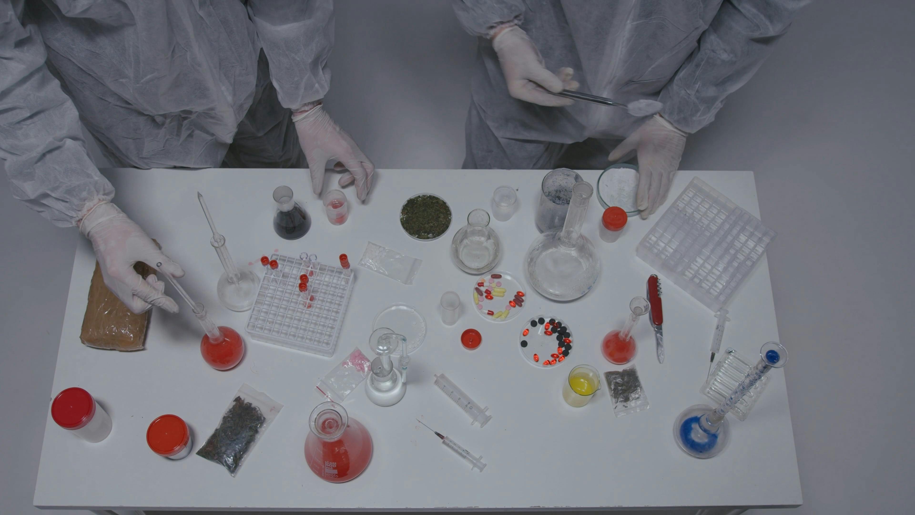 people-doing-experiments-in-the-laboratory-free-stock-video