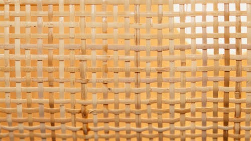 A Weaving Bamboo 