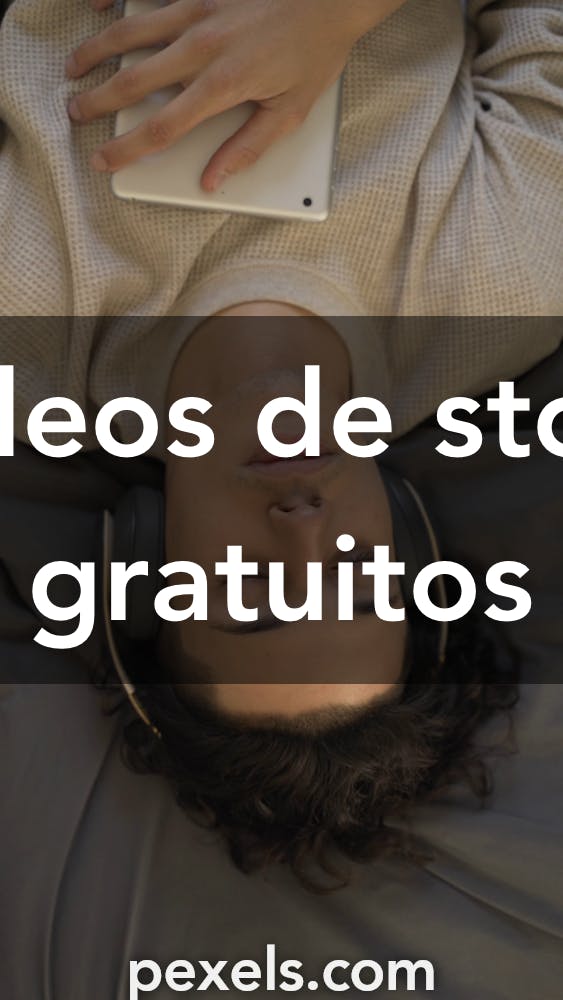 Los Mejores 3000 Vídeos De Sleeping With Headphones · Banco De Imágenes Gratis · Vídeos De 2506