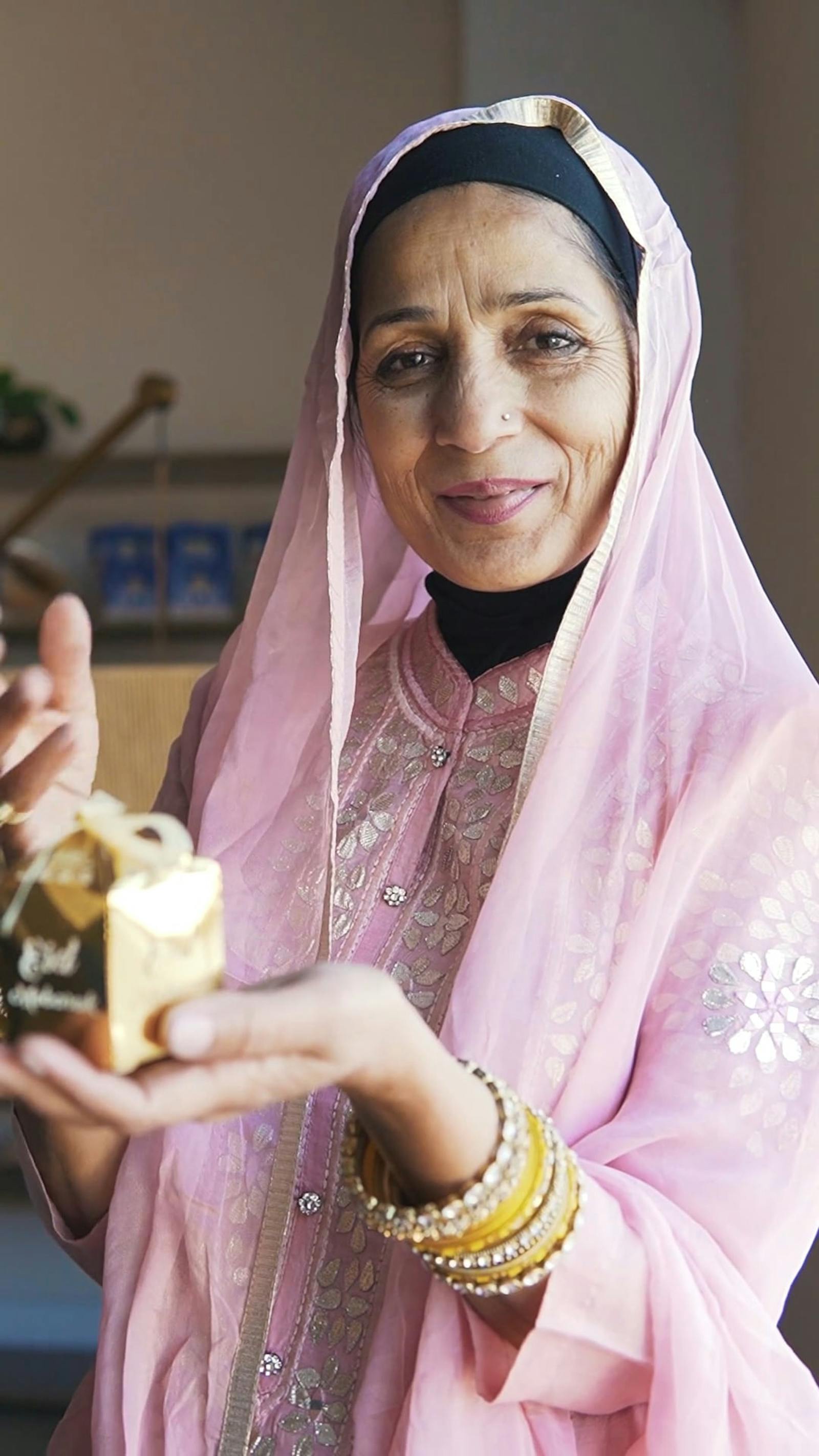 Jilbab Indo Videos, Download The BEST Free 4k Stock Video Footage