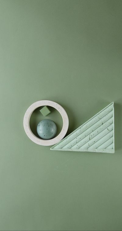KATRIN  BOLOVTSOVA's abstract art motion video