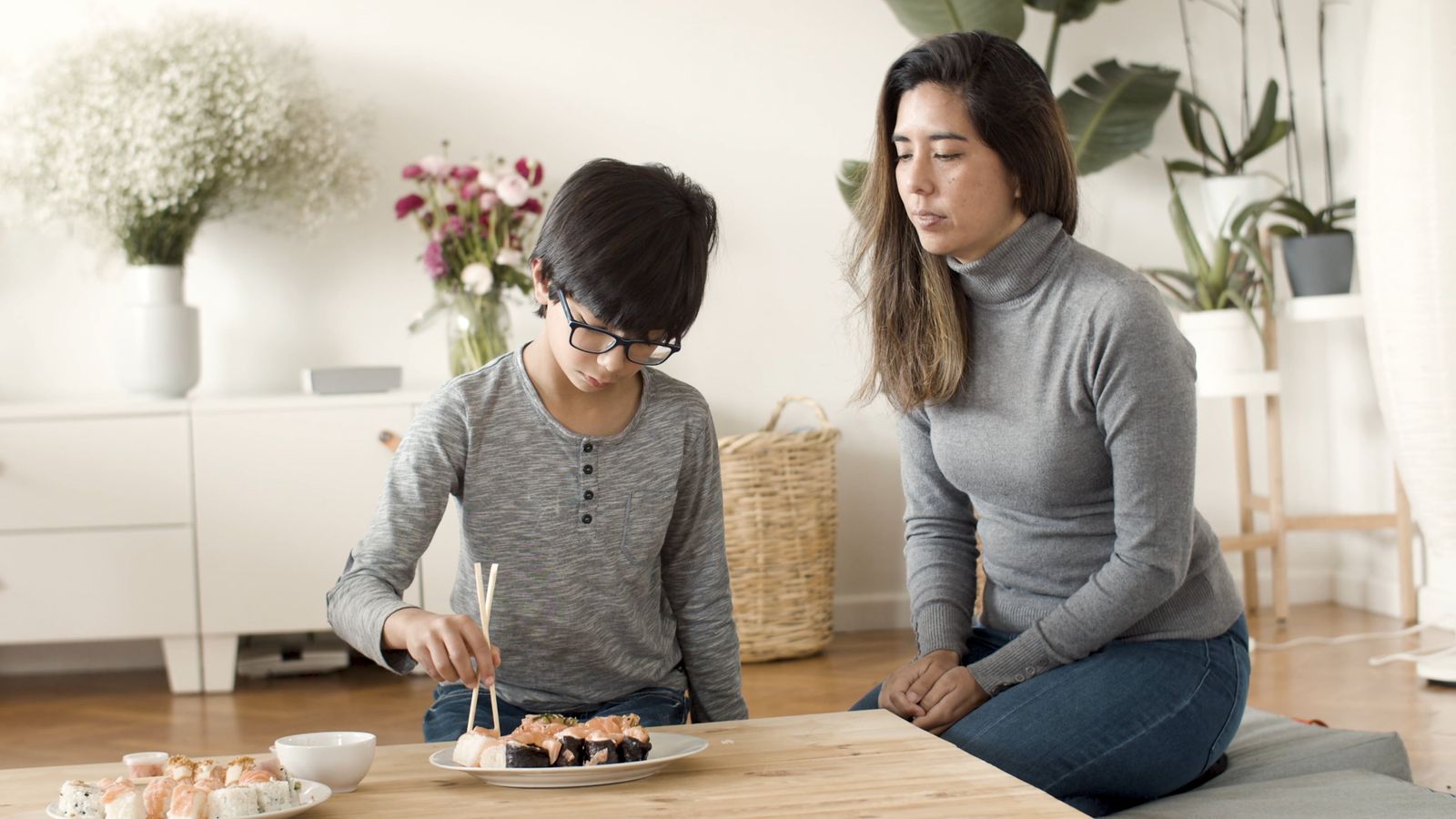 Japanese Mother And Son Videos, Download The BEST Free 4k Stock Video ...