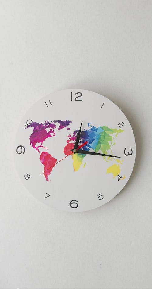 Video of a Wall clock