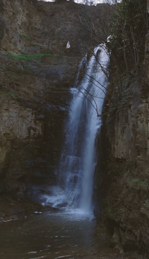 Video of a Water Falls