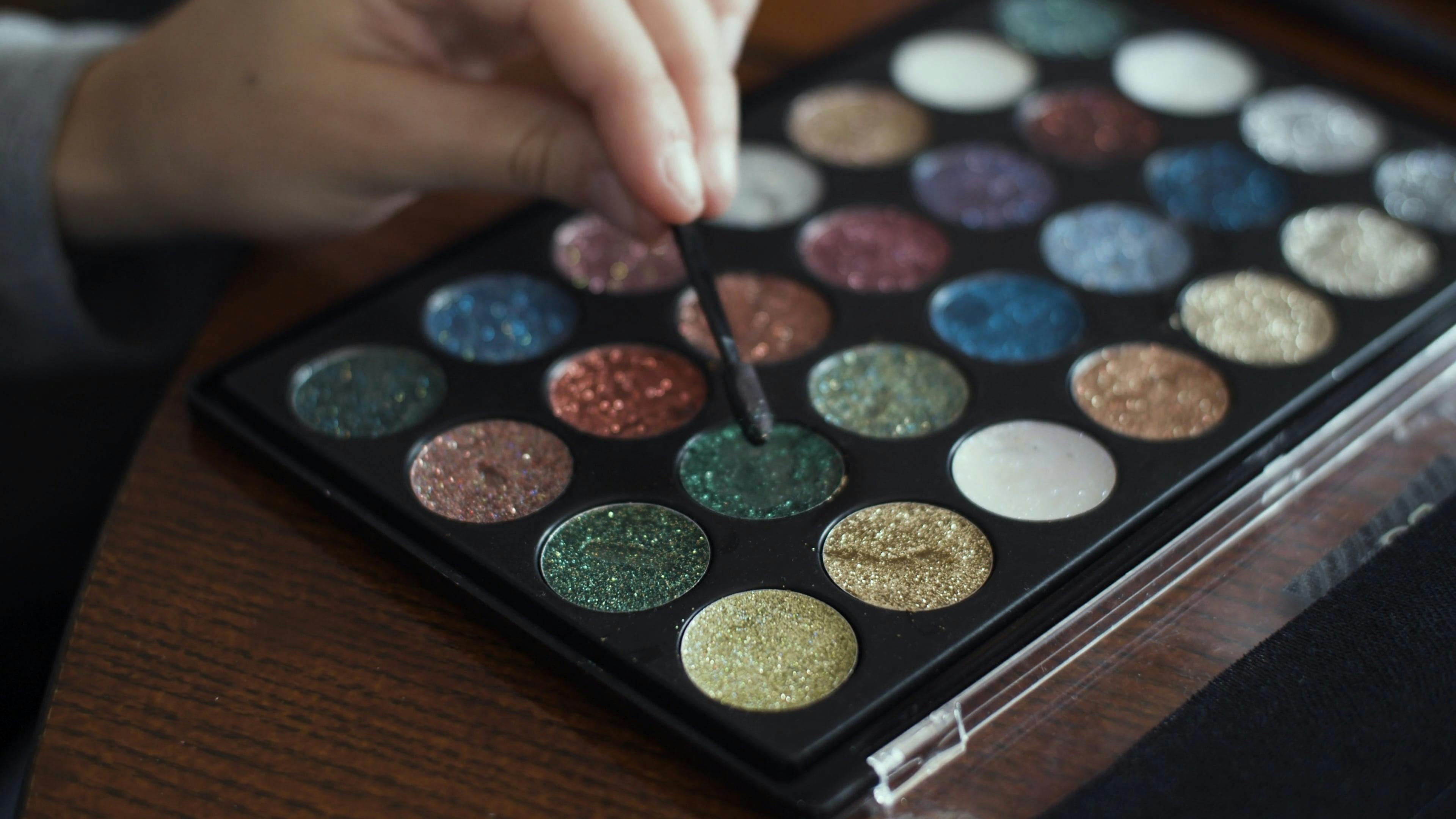 Close Up Shot of Eye Shadow Palette · Free Stock Video