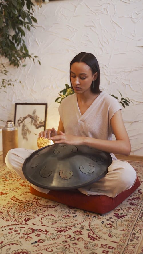 Tambour De Handpan Videos, Download The BEST Free 4k Stock Video Footage &  Tambour De Handpan HD Video Clips