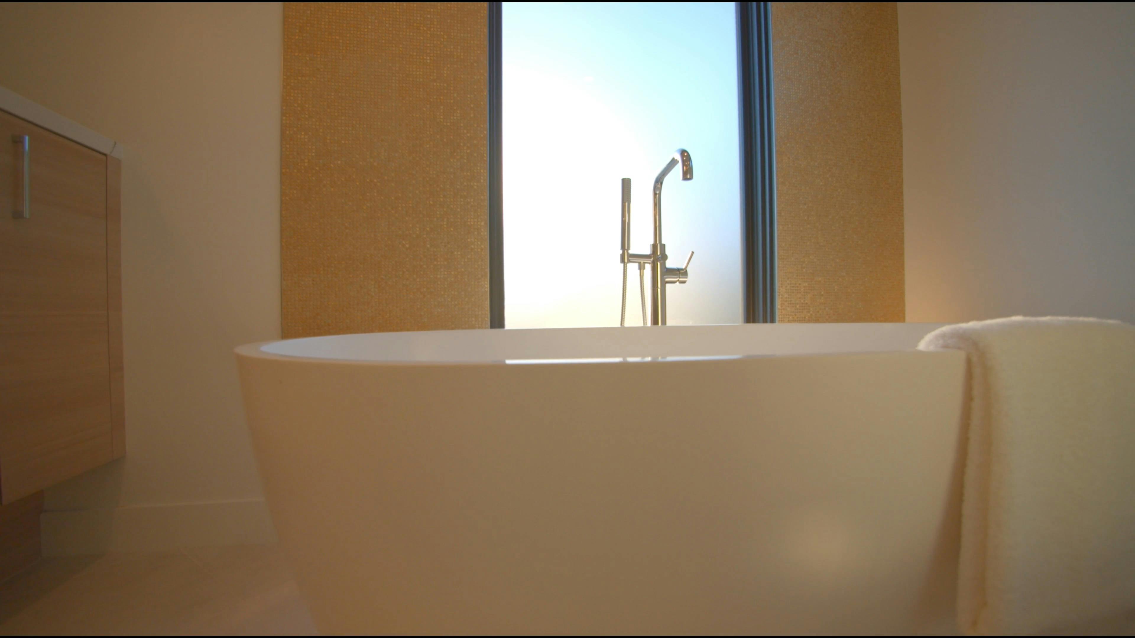 shower screens for enhancing natural aesthetics sunshine coast