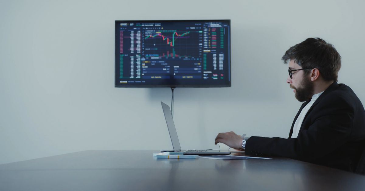 Man Using Computer 4k Man Using a Laptop while Writing Free Stock Video Footage, Royalty-Free ...