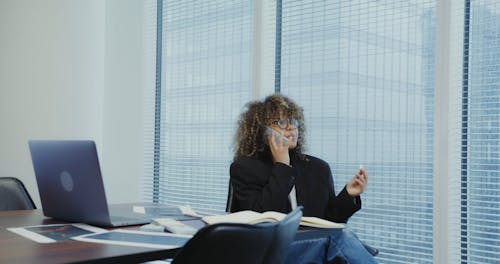  Video of a Woman using Cellphone