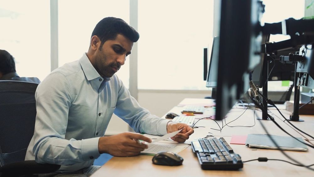 Kostenloses Stock Video Mit Dem Thema B ro Business Formelle Kleidung kostenloses-stock-video-mit-dem-thema-b-ro-business-formelle-kleidung