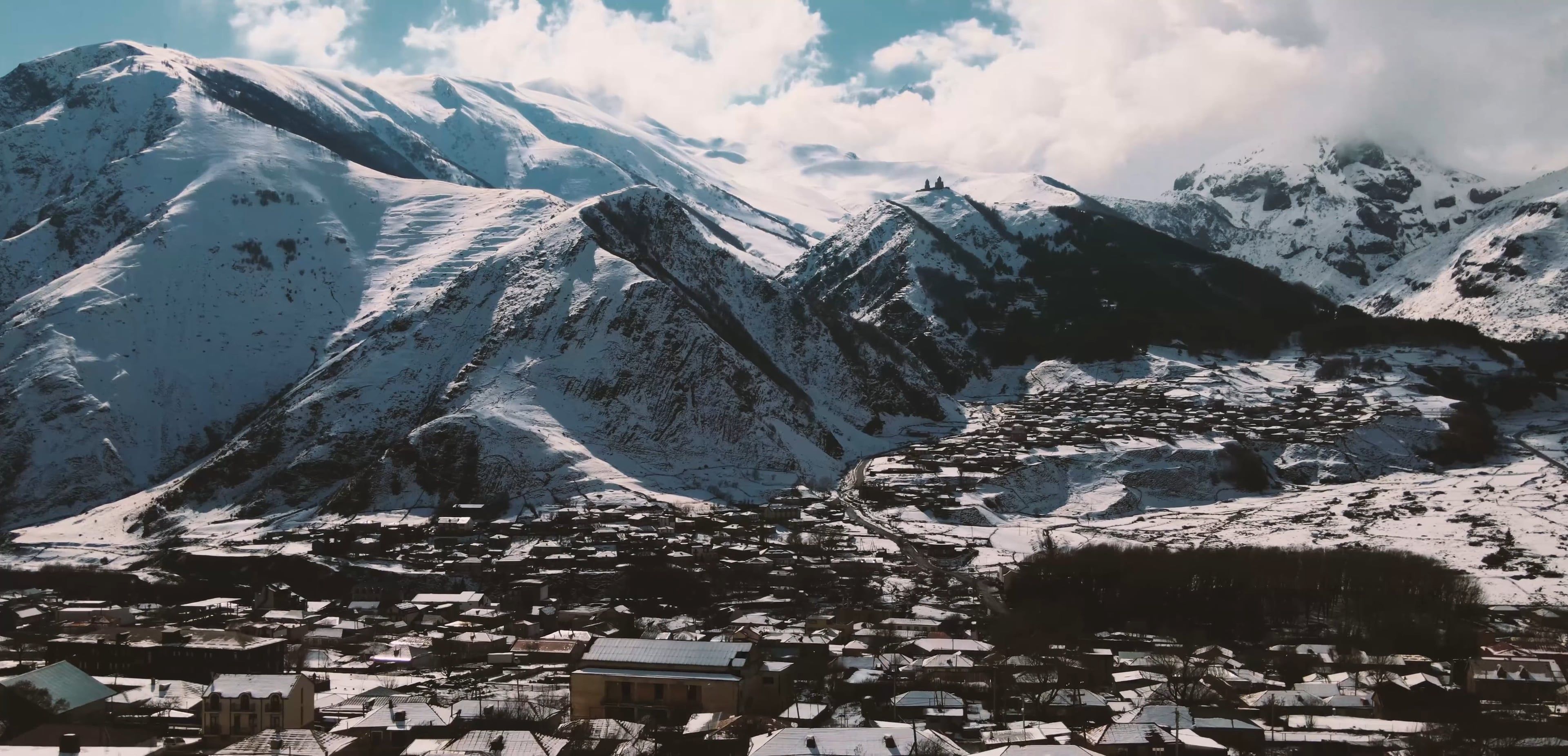 Videoclip De Stoc Gratuit Cu Alb Alpin Congelat