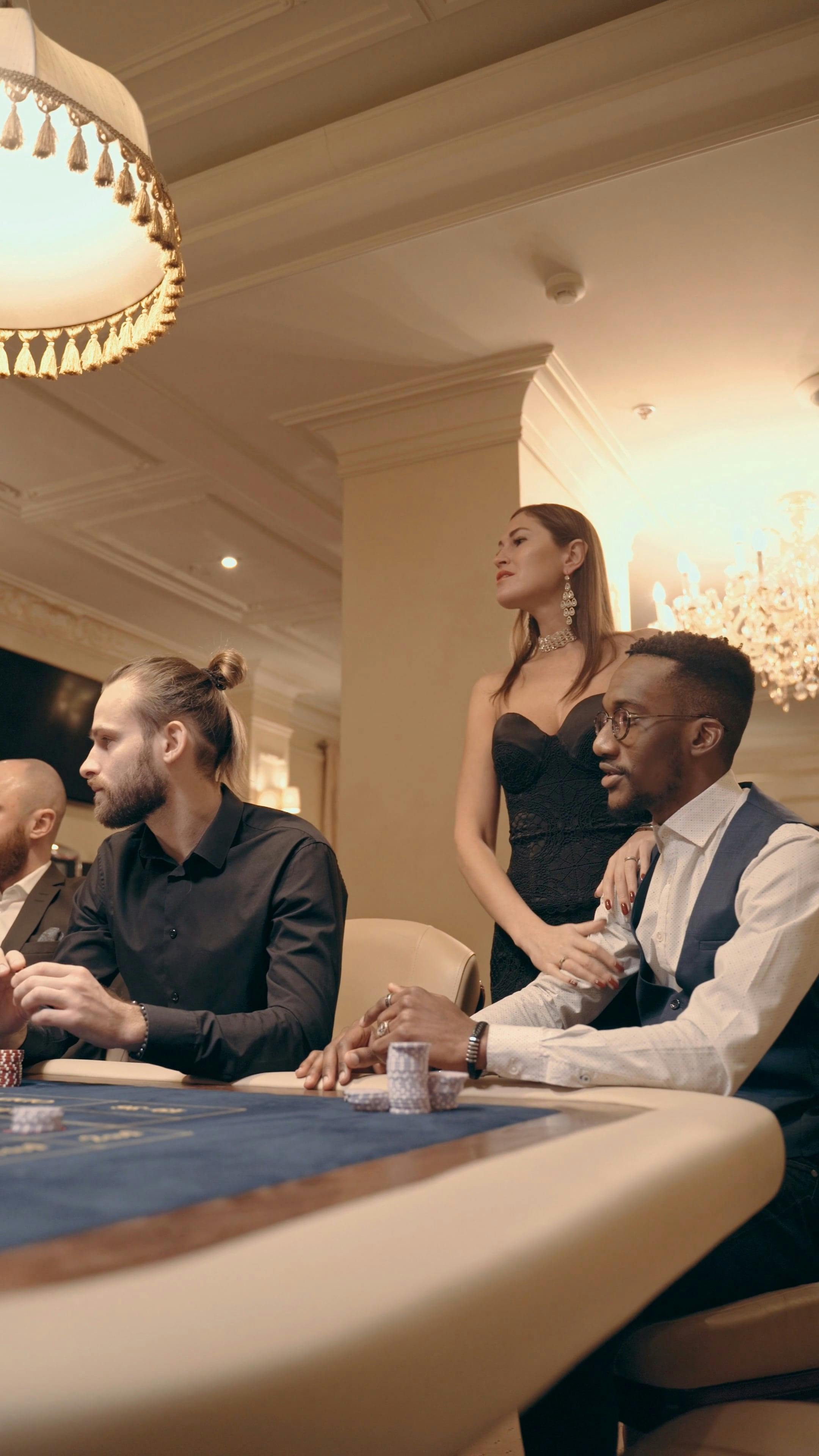 \u30ab\u30fc\u30c9, \u30ab\u30b8\u30ce, \u30ae\u30e3\u30f3\u30d6\u30e9\u30fc\u306e\u7121\u6599\u306e\u52d5\u753b\u7d20\u6750