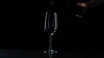 陶罐倒酒视频素材高清视频高清视频视频素材视频素材