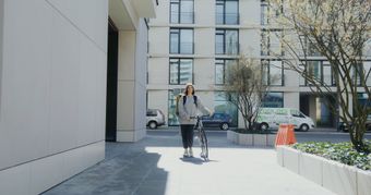 开电瓶免费下载视频素材