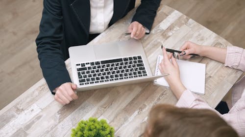 Making A Presentation To A Couple