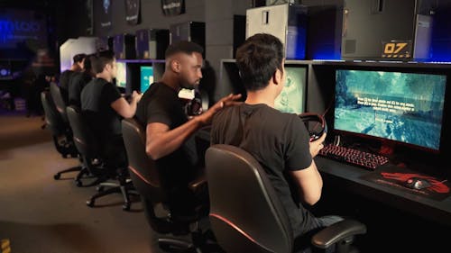 Men In A Computer Gaming Tournament