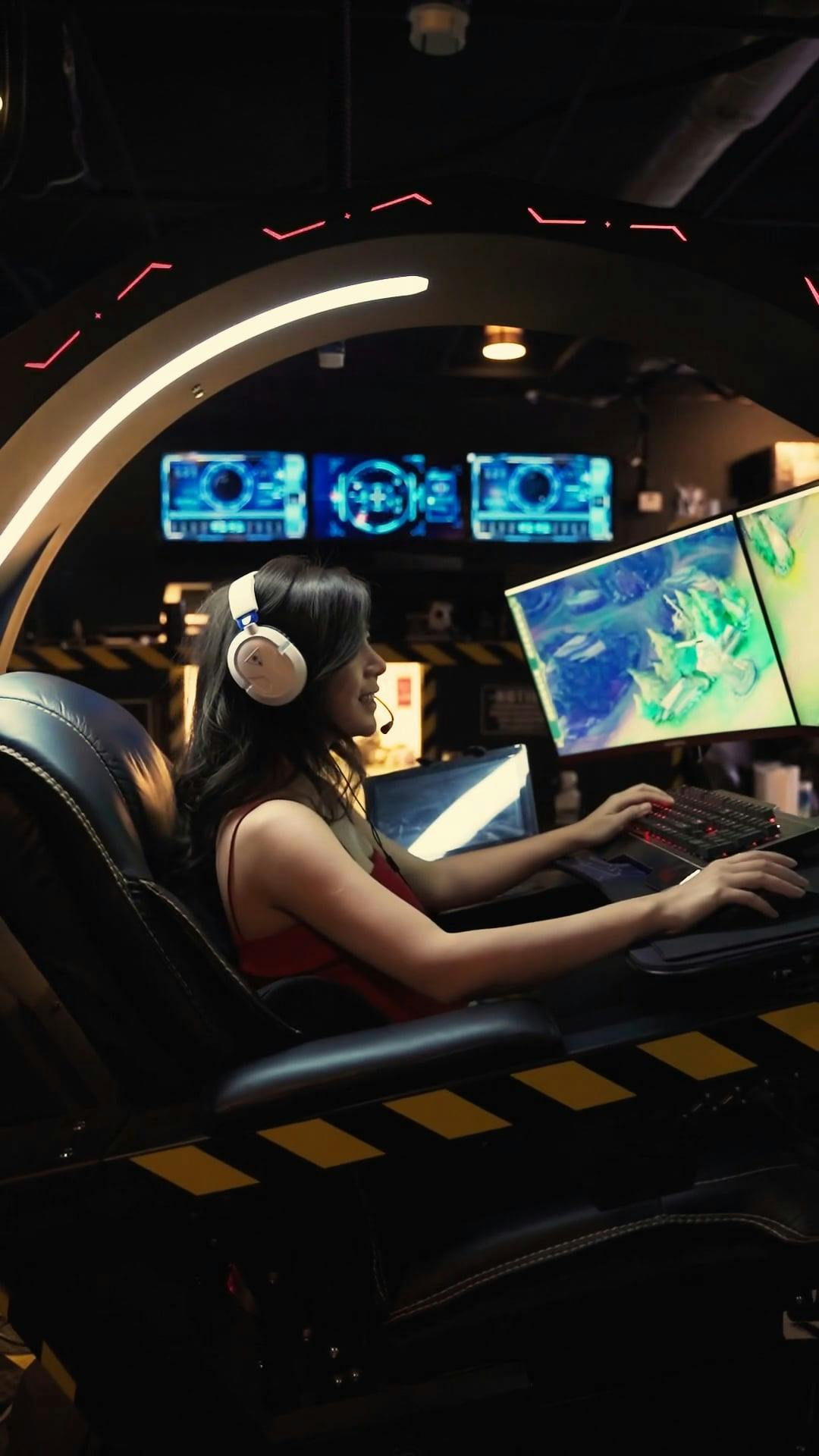 Monitor Array Videos, Download The BEST Free 4k Stock Video Footage ...