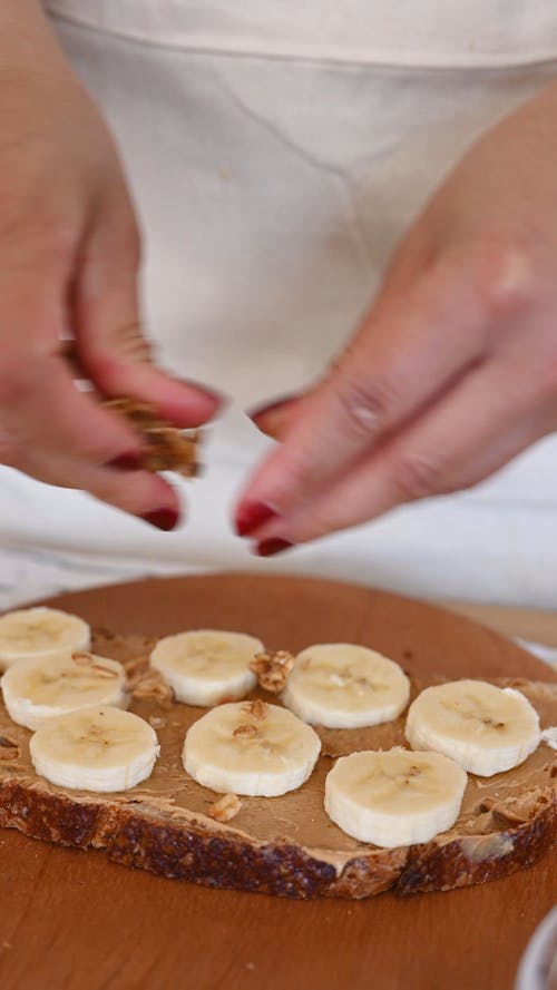 Bread with Peanut Butter and Banana Slices