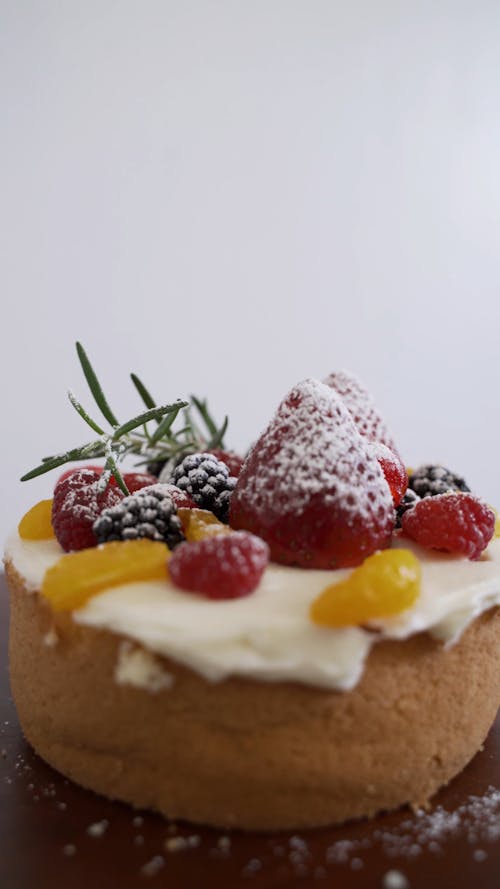 Cake with Fruit Toppings