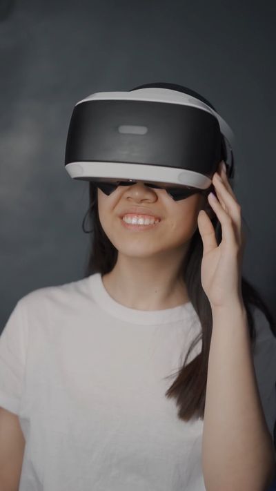 Mikhail Nilov's futuristic technology video
