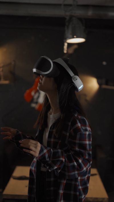 Mikhail Nilov's futuristic technology video