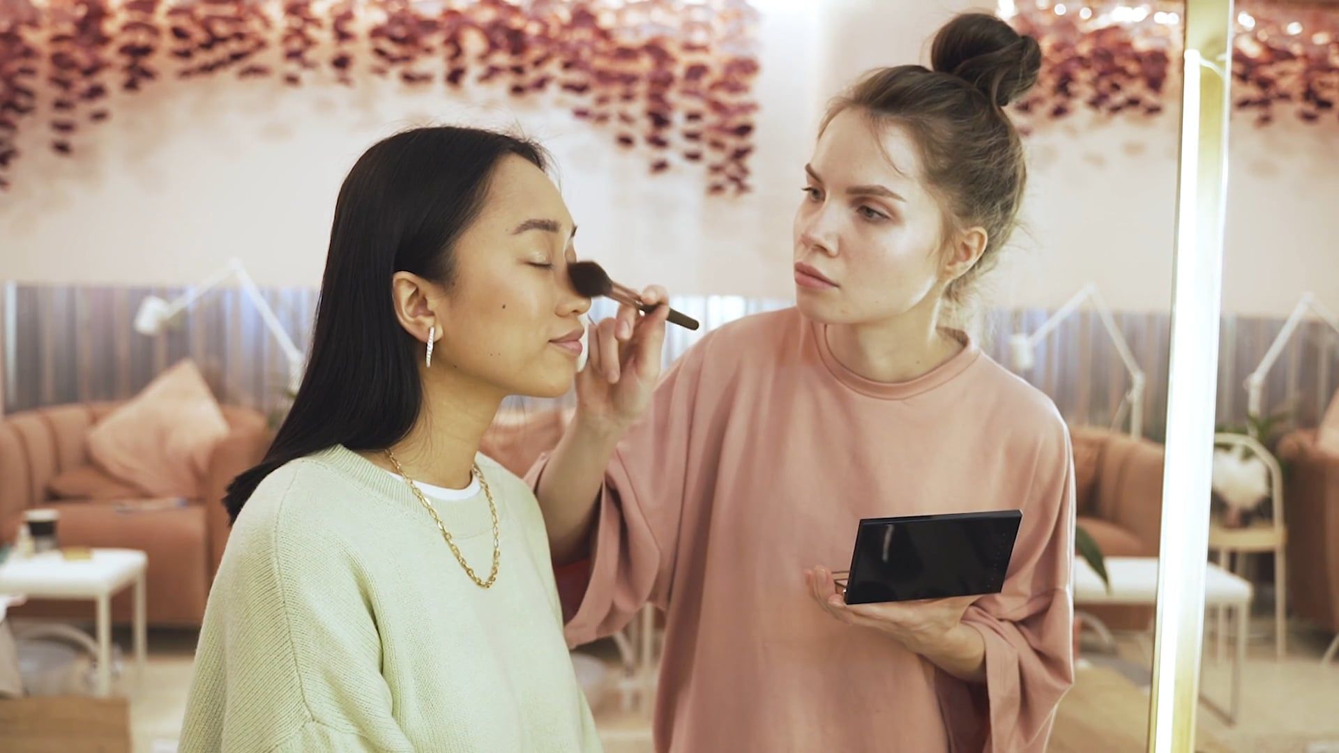 Beauty Salon video