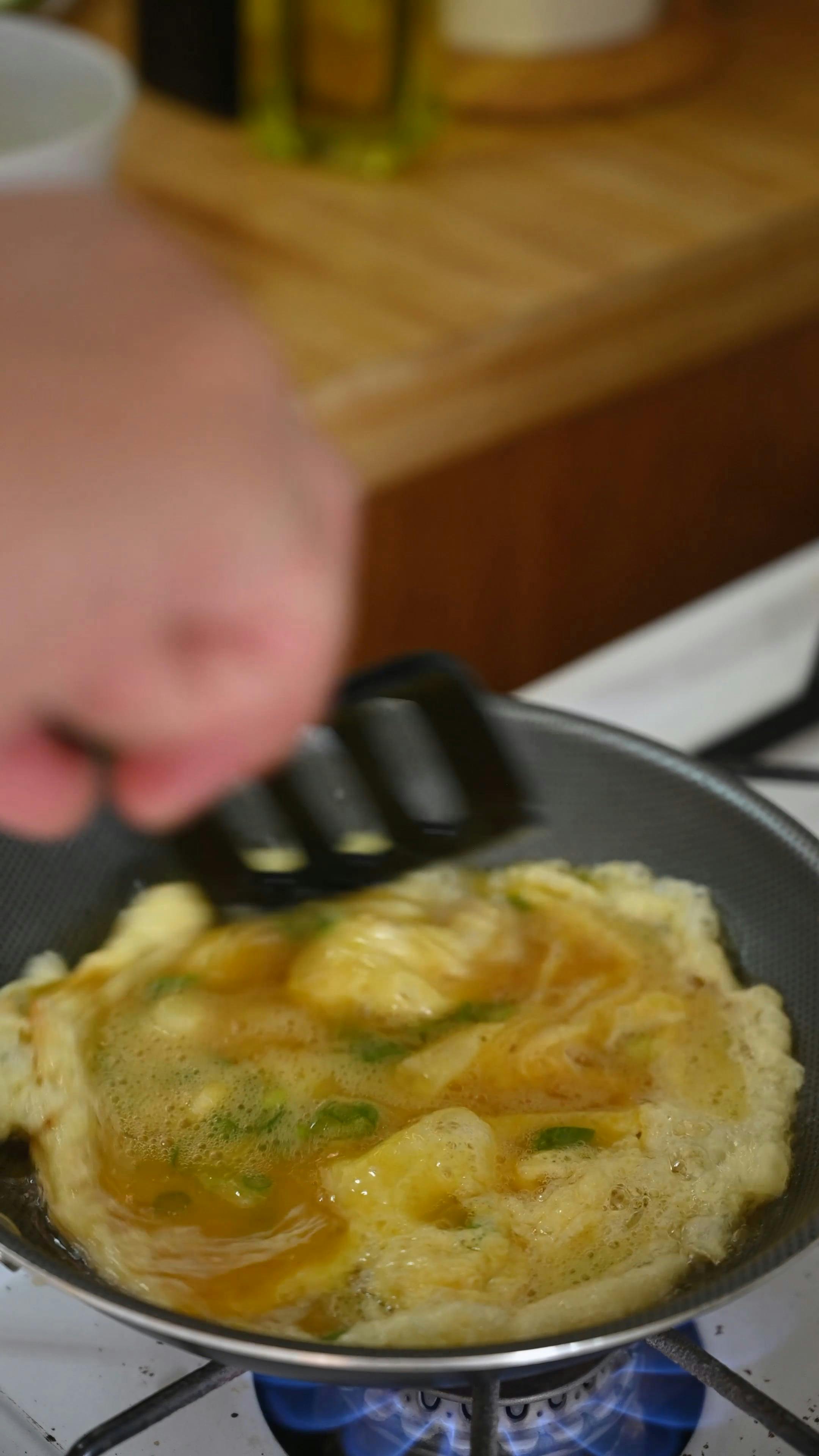 2 000 Best Scrambled Eggs Videos 100 Free Download Pexels Stock Videos