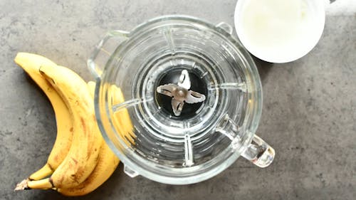 Time Lapse of a Person Making a Shake