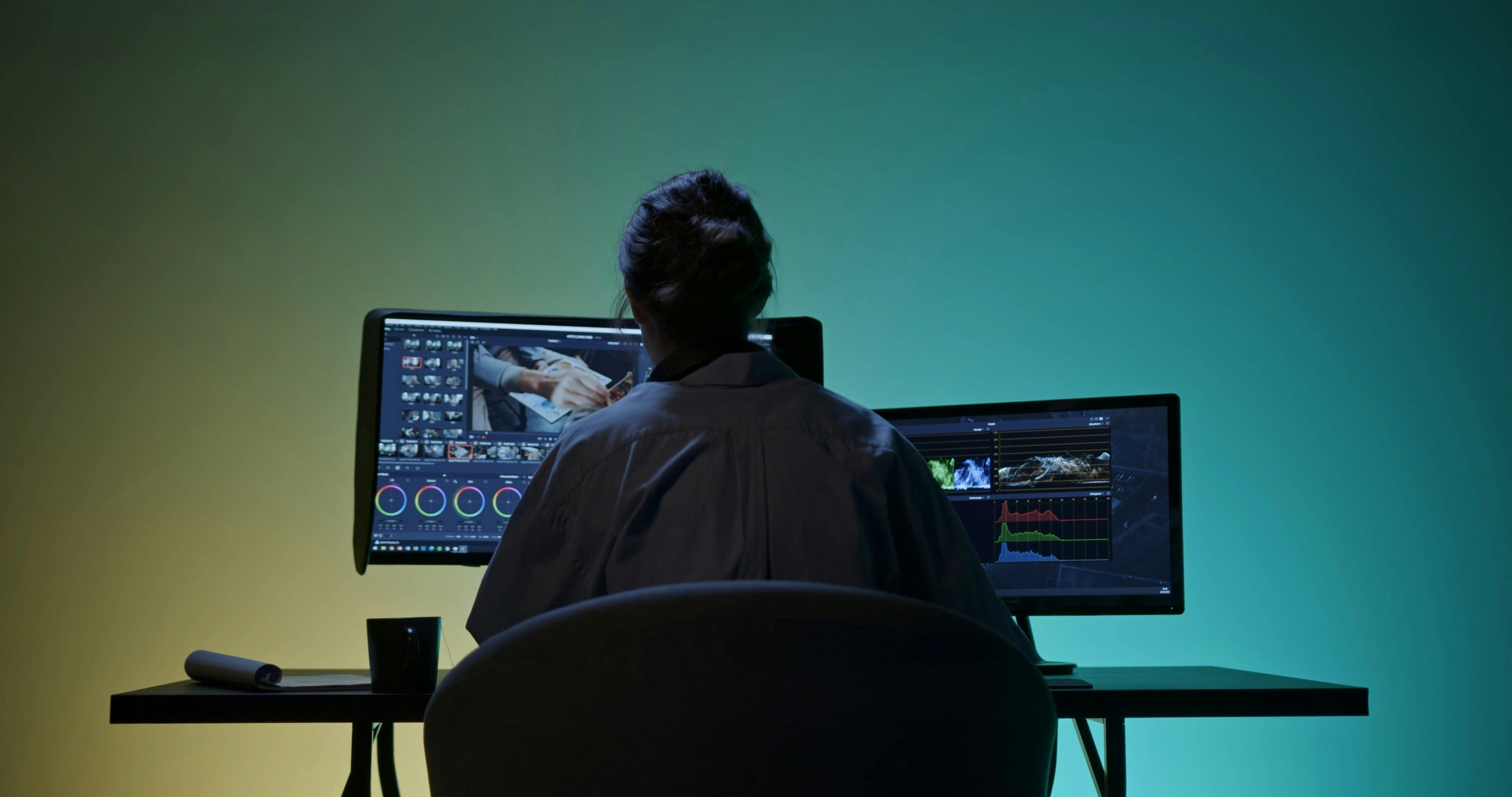 A Woman Working while using a Computer · Free Stock Video