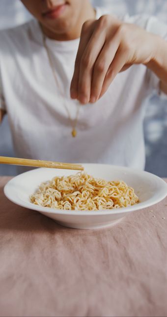吃面条视频素材