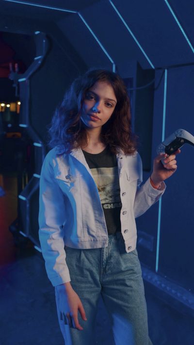 Alena Darmel's futuristic technology video