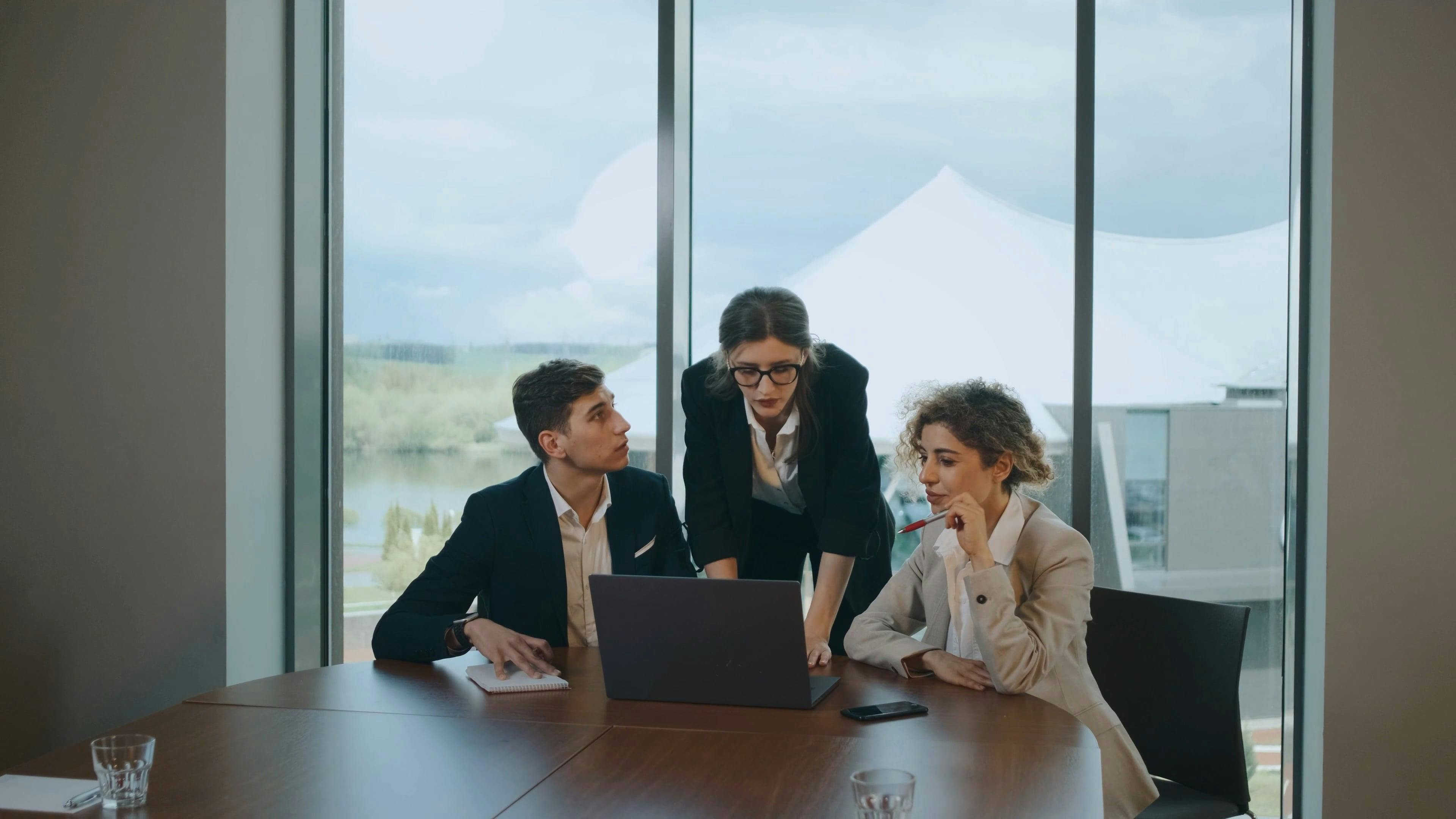 Video by Alena Darmel