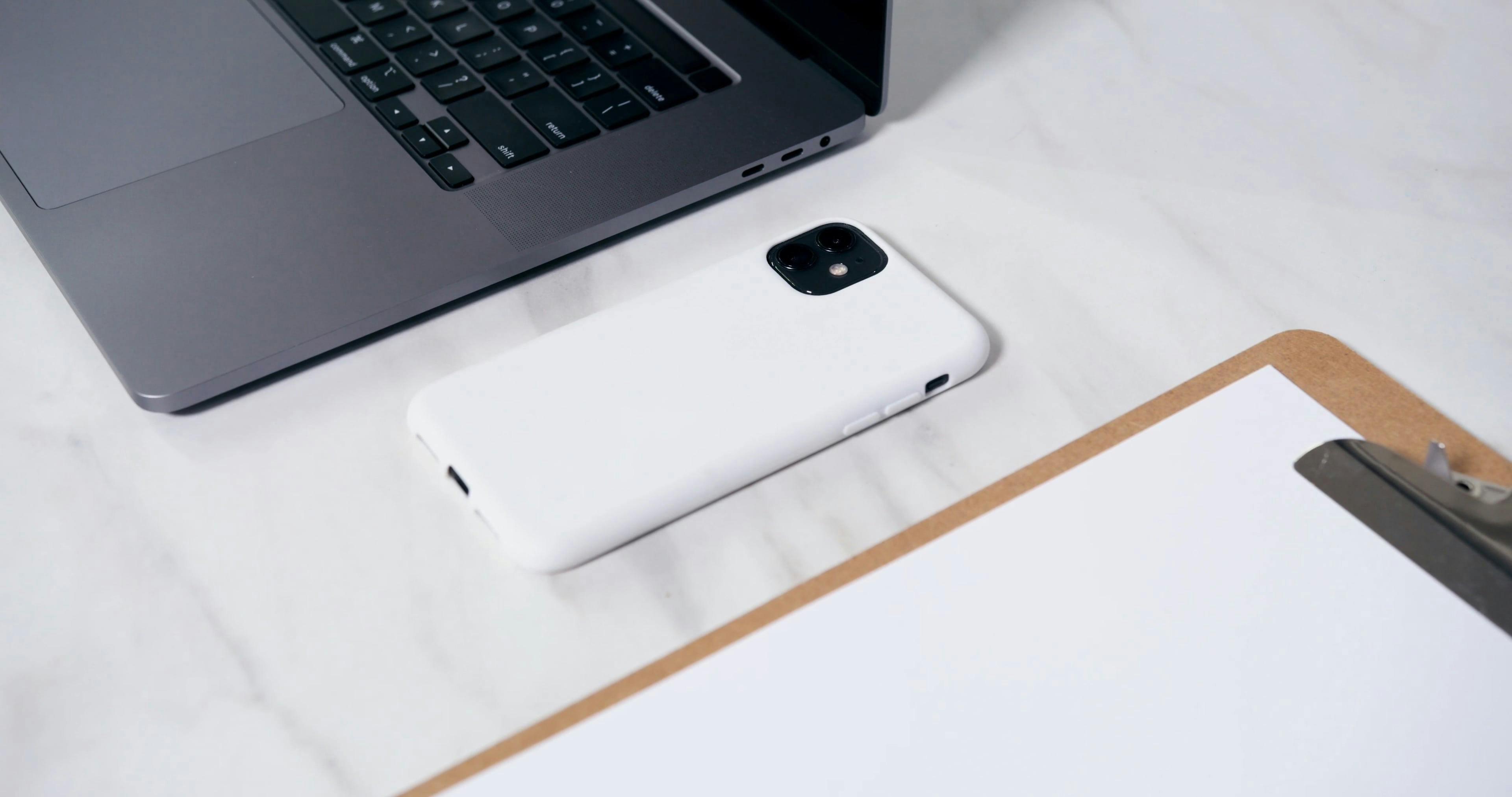 Laptop with Green Screen · Free Stock Video