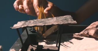石英砂画画视频素材