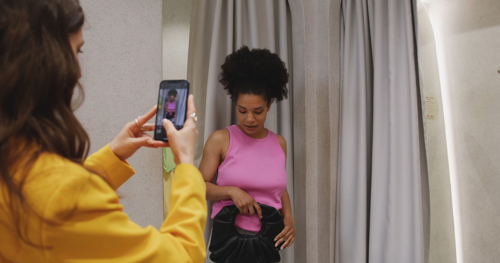 changing-room-videos-download-the-best-free-4k-stock-video-footage