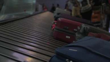 luggage at the conveyor belt