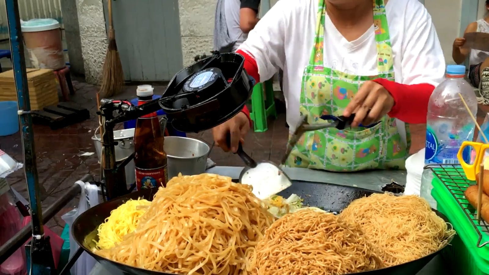 27,106+ Best Free Street food 4K Stock Video Footage & Royalty-Free HD