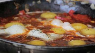 close up video of boiling shakshuka