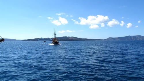 Video Of Boat Approaching Port