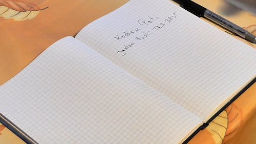 Auf Notizbuch Schreiben