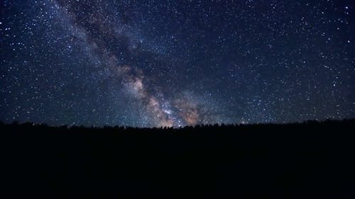 Video Selang Waktu Galaksi Bima Sakti