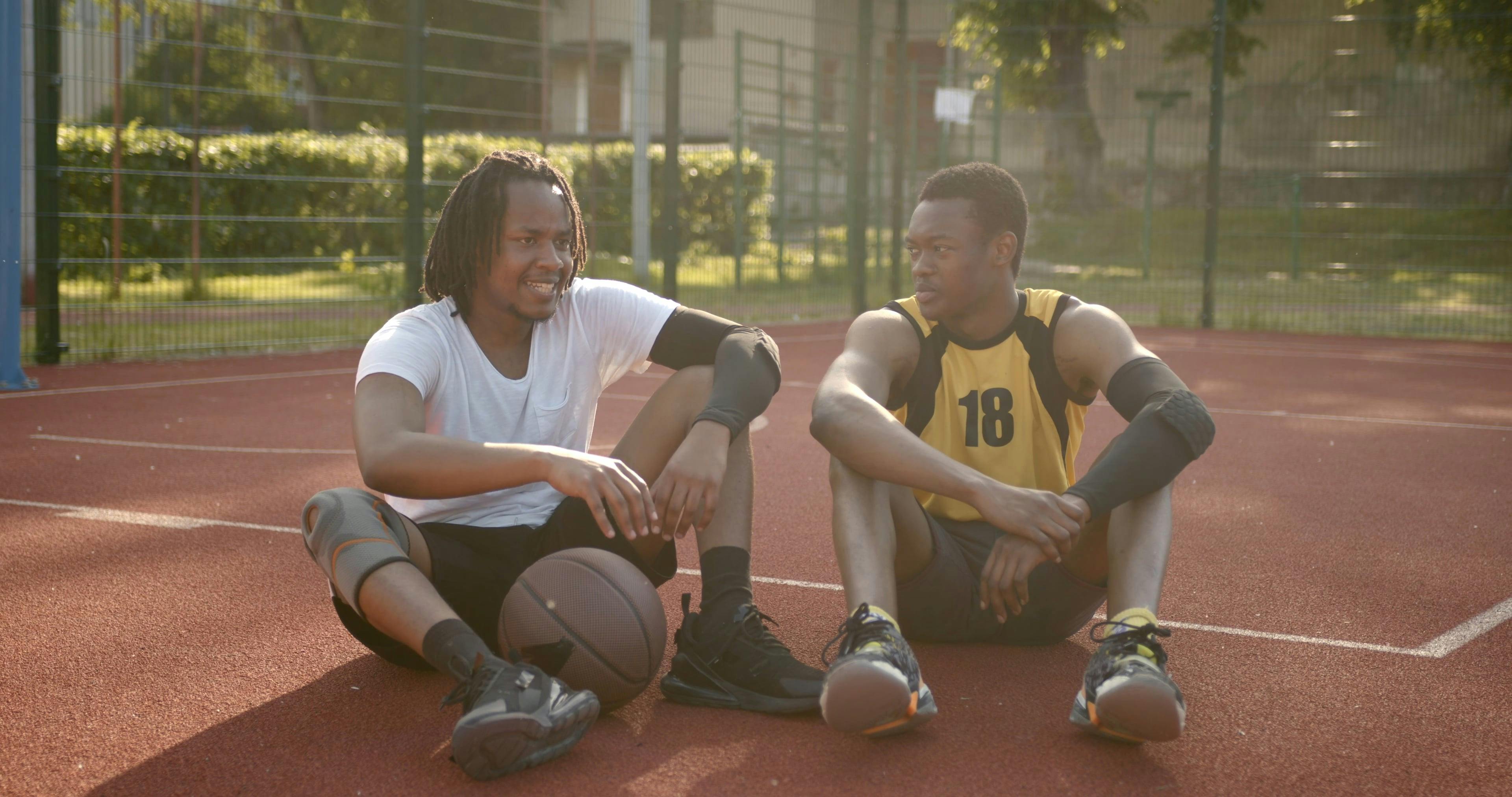 Men Hanging Out and Having a Conversation · Free Stock Video