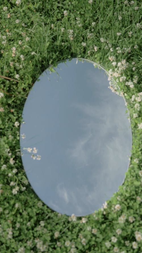 A Mirror on the Ground